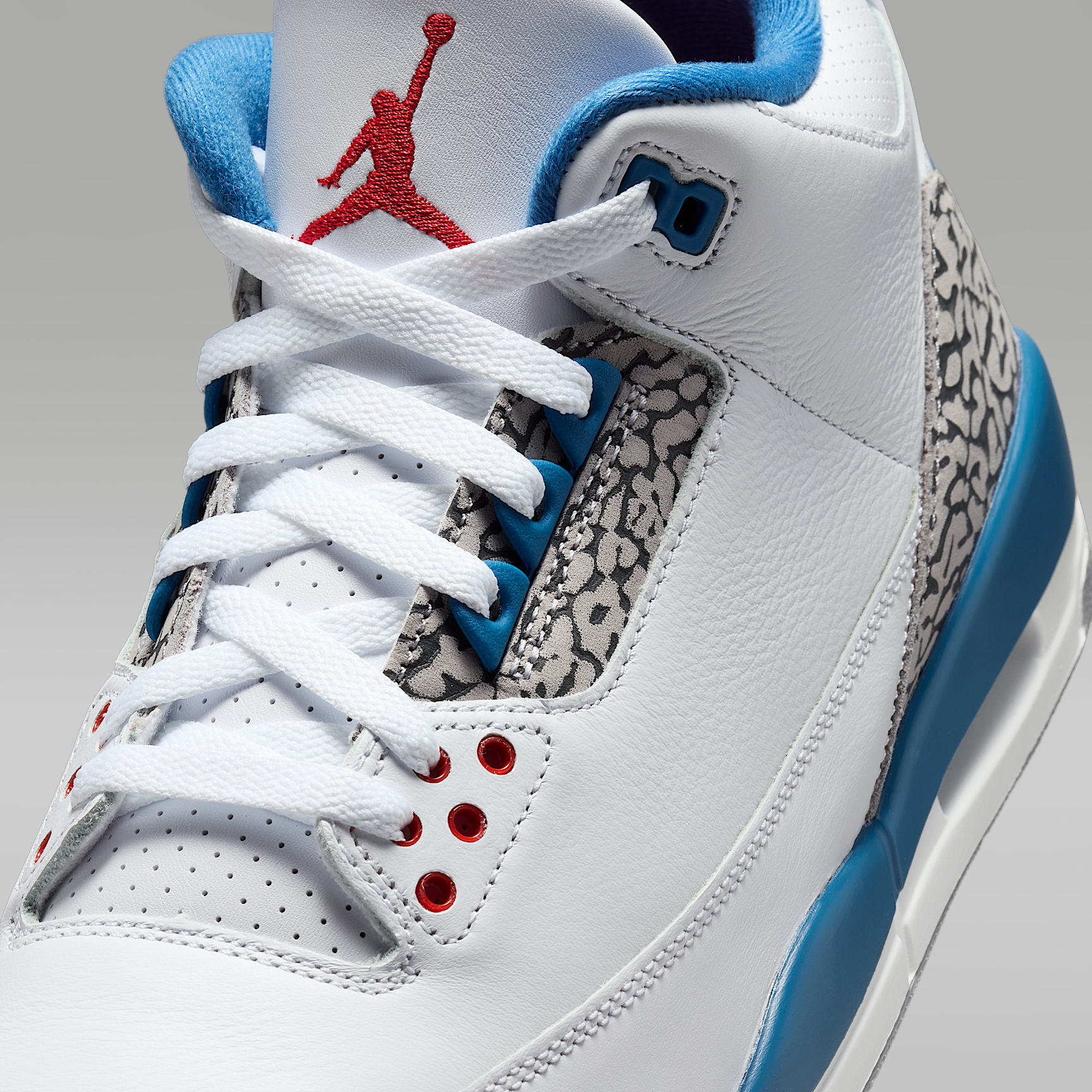 Air Jordan 3 Retro 'True Blue'