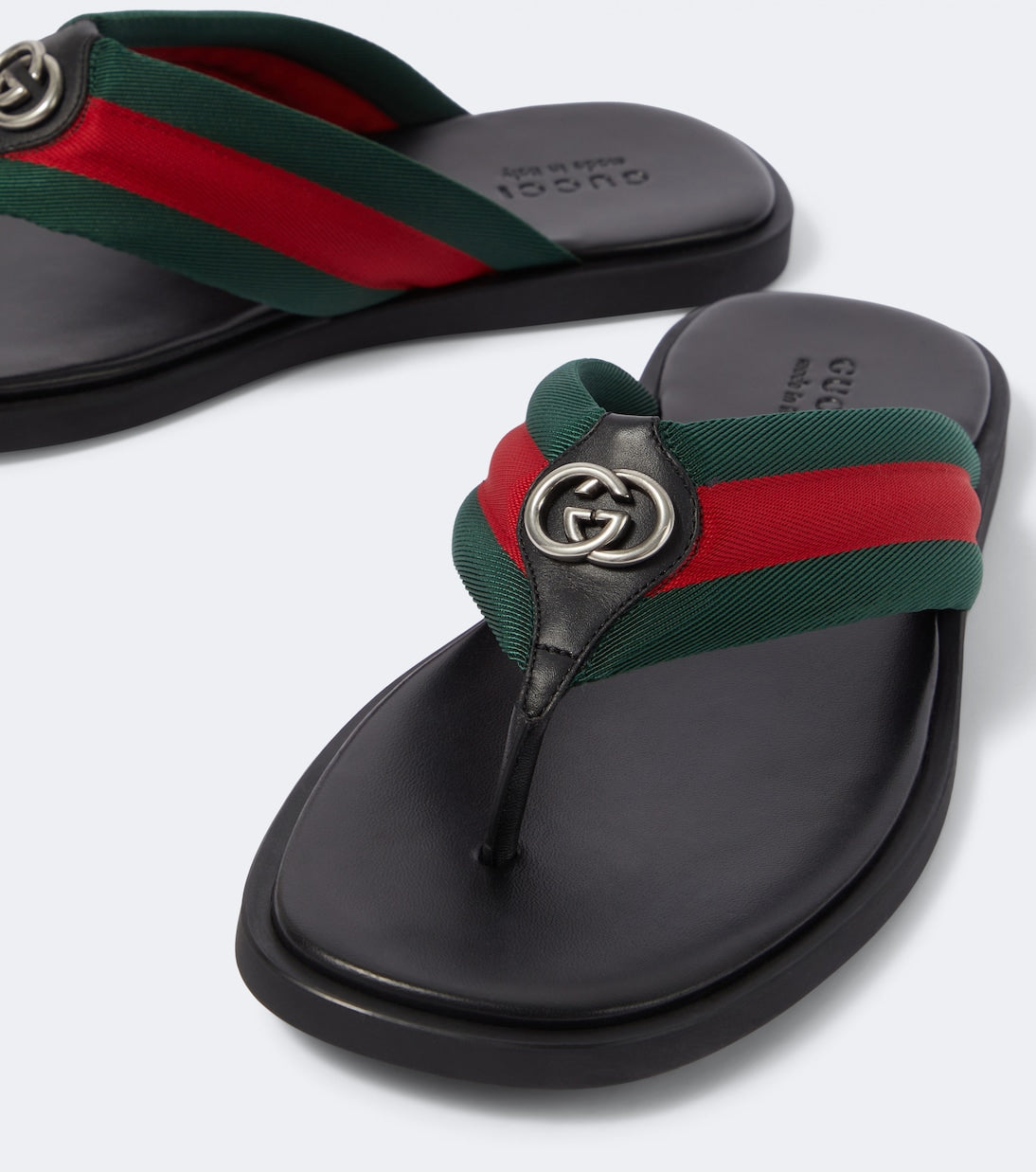 GG Web Stripe slides