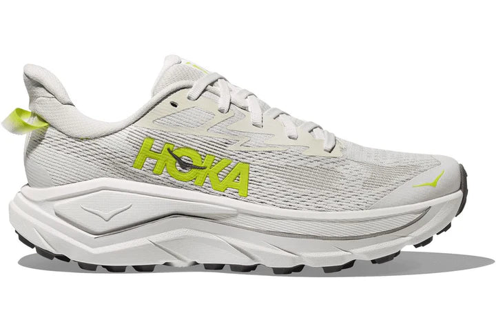 HOKA Challenger 8
